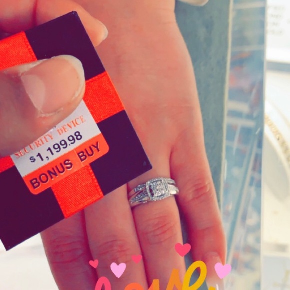 Platinum diamond ring wedding set - Picture 2 of 8